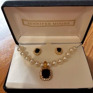 New Imitation Pearl & Onyx Necklace & Earrings